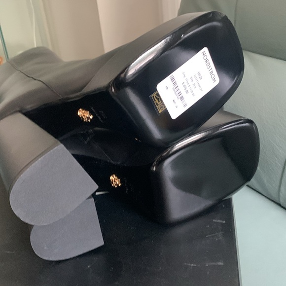 Versace Square Toe Platform Bootie - Picture 5 of 5